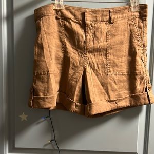 Hi 👋 you looking 👀 Alice + Olivia